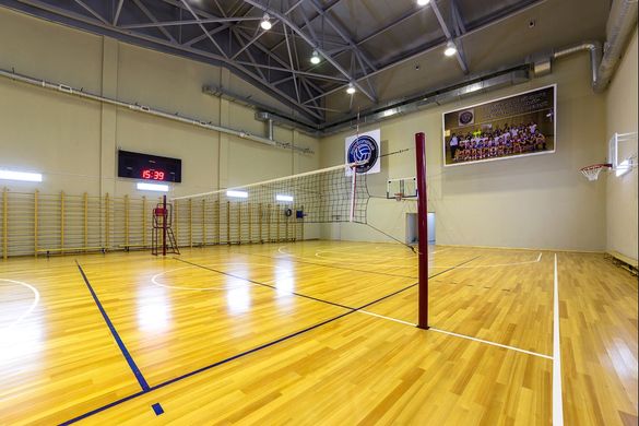 Универсальный зал без трибун для волейбола и баскетбола в аренду и для секций